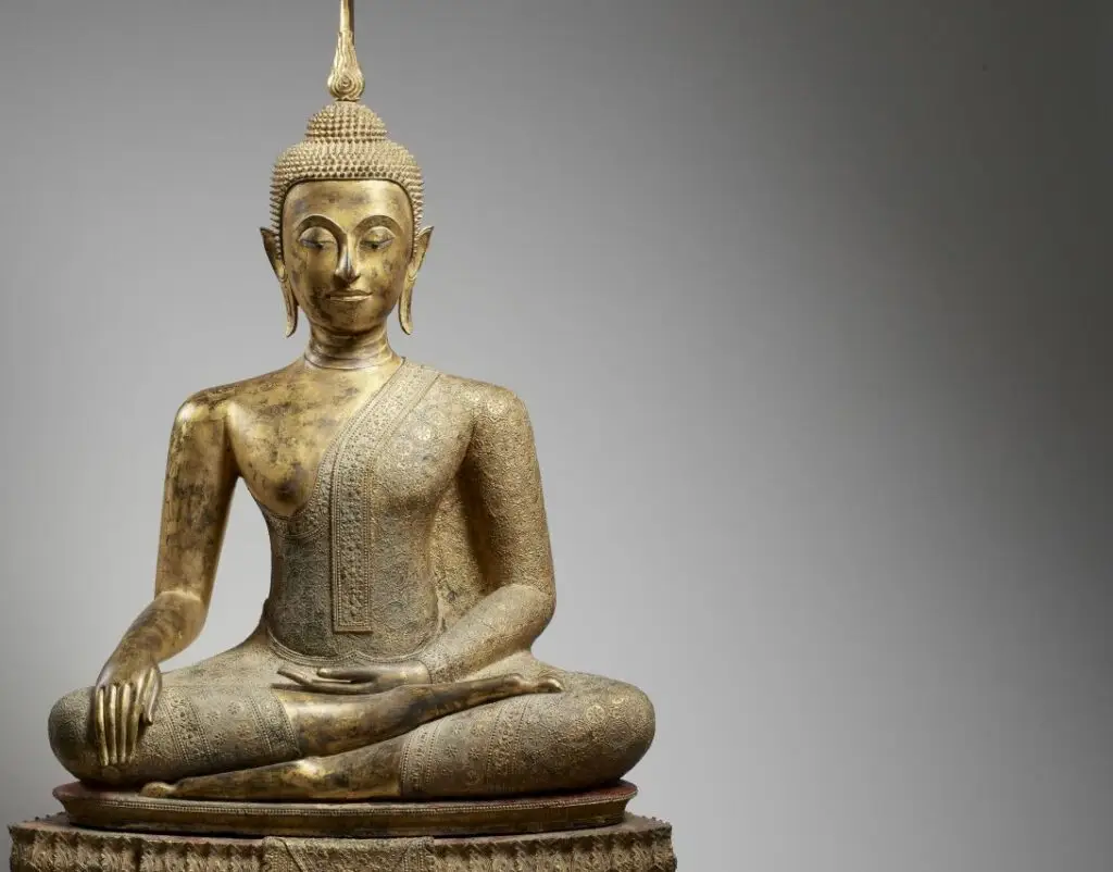 Guimet Buddha legende doree